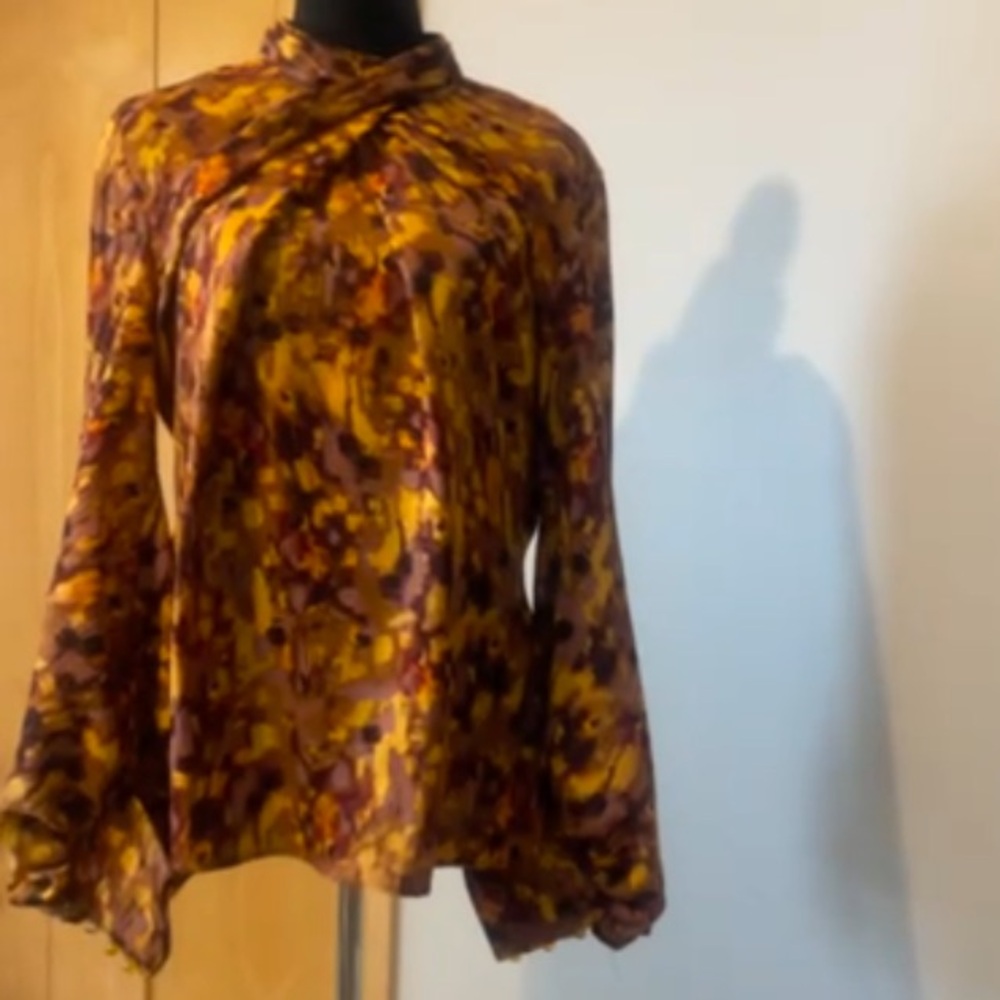 Elegant Women's Multicolor Blouse